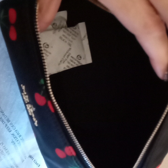 Kate Spade  BOGO - Picture 4 of 6